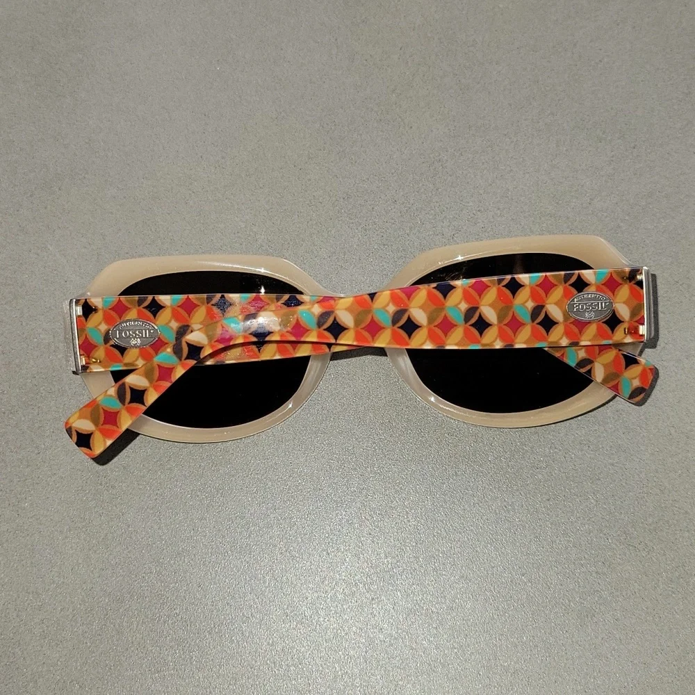 Fossil Sunglasses feature a distinctive multicolor geometric mosaic